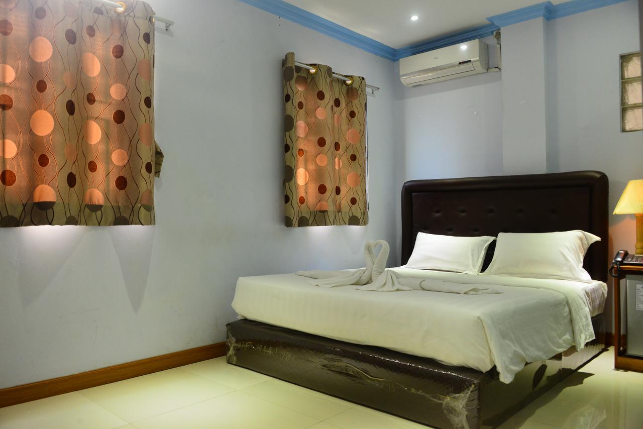 Woodland Hotel Yangon Eksteriør bilde