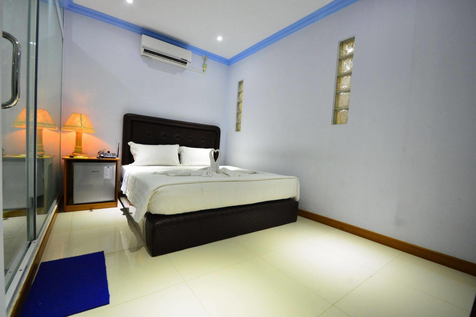 Woodland Hotel Yangon Eksteriør bilde